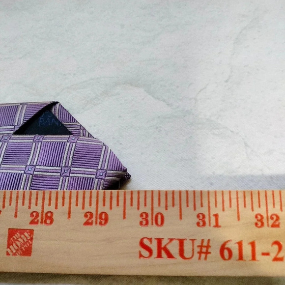 Jos A Bank Executive Collection Silk Necktie Tie Lilac Purple Geometric Square - Picture 7 of 9
